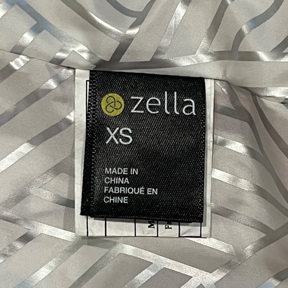 Zella Dynamic PrimaLoft Vest Size XS - Picture 12 of 13